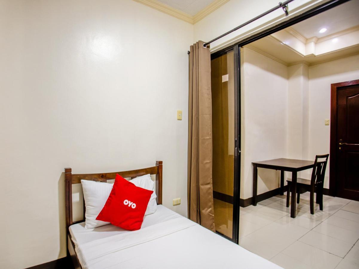 Oyo 831 Casa Maria Hotel Manila Esterno foto